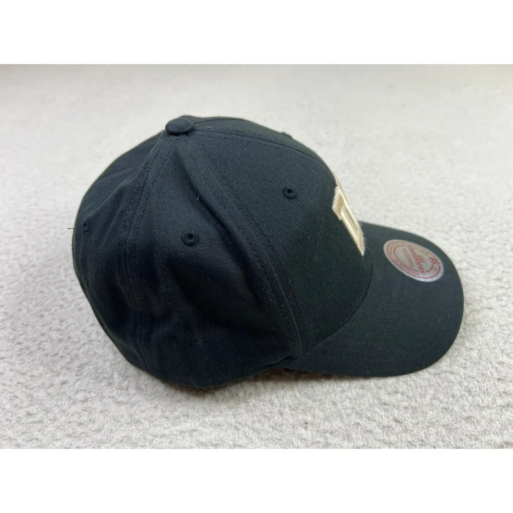 Mitchell & Ness New York Giants Hat Black Snapback NFL Football Cap One Size